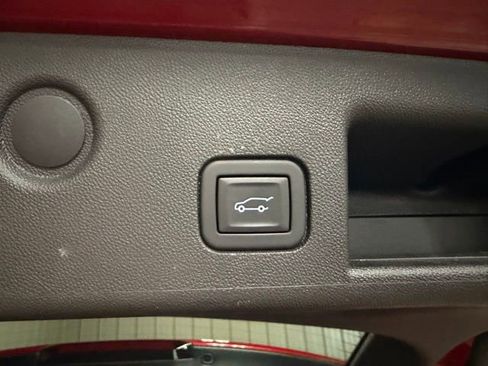 Used 2023 Chevrolet Equinox LT image 21