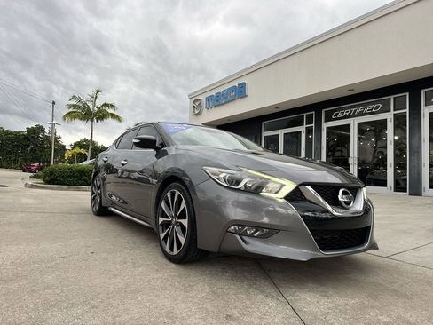 Used 2017 Nissan Maxima Platinum image 31