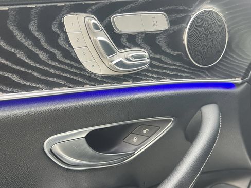 Used 2018 Mercedes-Benz E 300 image 13