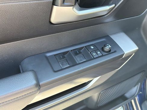 Used 2022 Toyota Tundra SR5 w/ Convenience Package RWD image 30