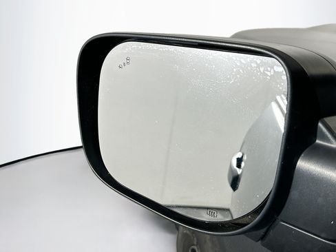 Used 2022 Nissan Titan SV w/ Accessory Utility Package RWD image 16