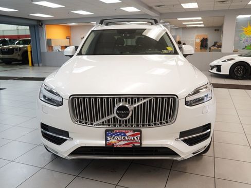 Used 2016 Volvo XC90 T6 Inscription w/ Vision Package image 16