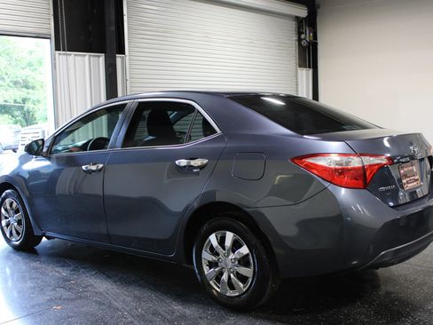 Used 2015 Toyota Corolla L FWD image 5
