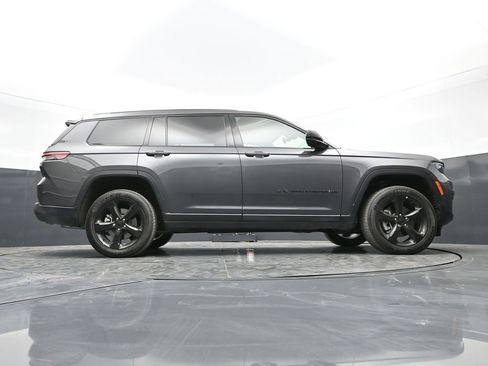 New 2025 Jeep Grand Cherokee L Laredo AWD/4WD image 41