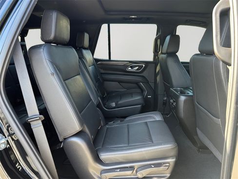 Used 2021 Chevrolet Tahoe Z71 image 13