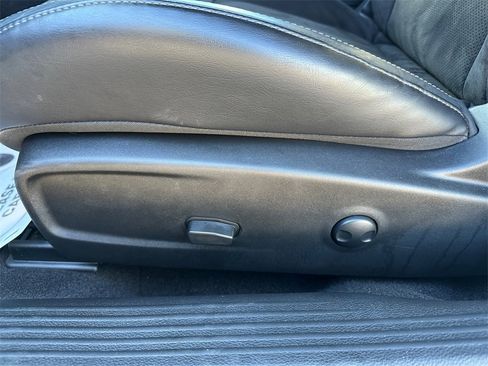 Used 2023 Dodge Challenger R/T Scat Pack image 24