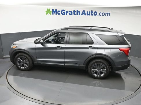 Used 2024 Ford Explorer XLT w/ Equipment Group 202A AWD/4WD image 24