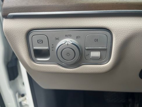 Certified 2020 Mercedes-Benz GLE 350 4MATIC image 8