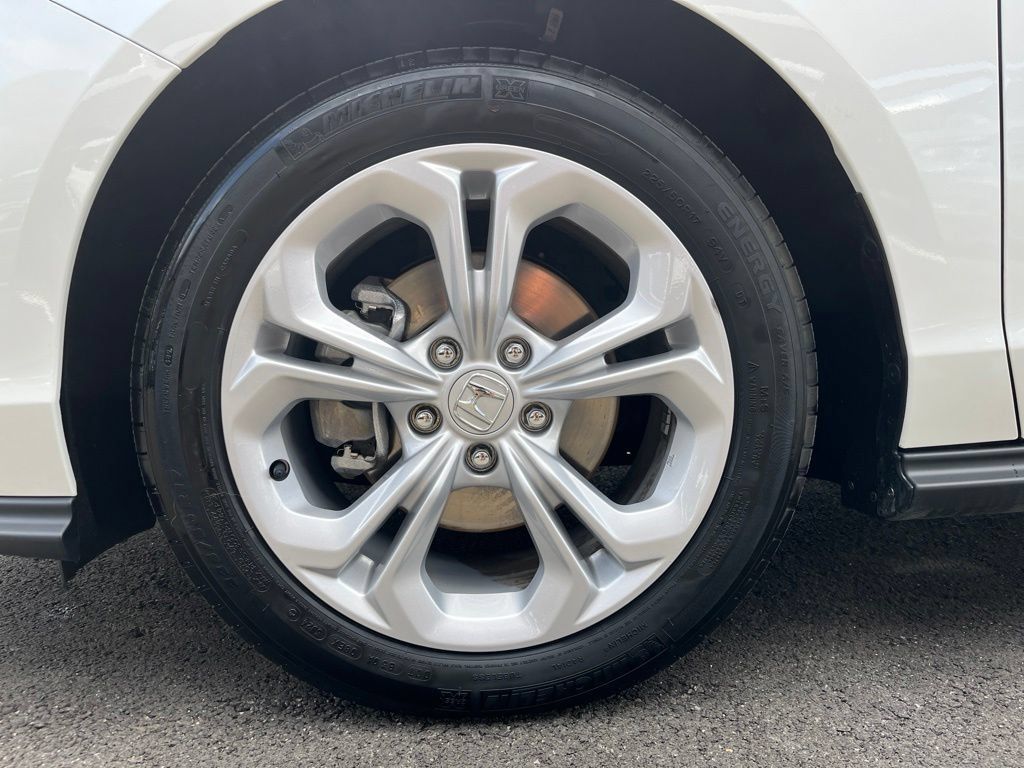 Certified 2025 Honda Accord LX image 11