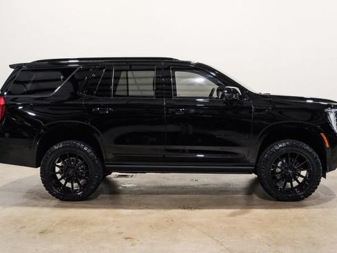 Used 2026 GMC Yukon Denali w/ Sun & Power Step Package AWD/4WD image 6