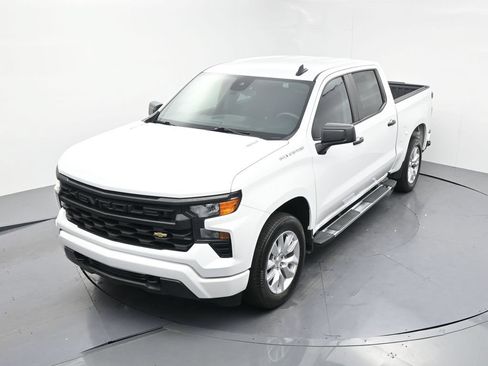 Used 2024 Chevrolet Silverado 1500 Custom RWD image 18