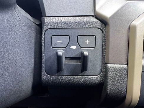 Certified 2024 Toyota Tacoma SR5 image 37