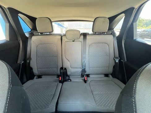 Used 2020 Ford Escape SE image 20