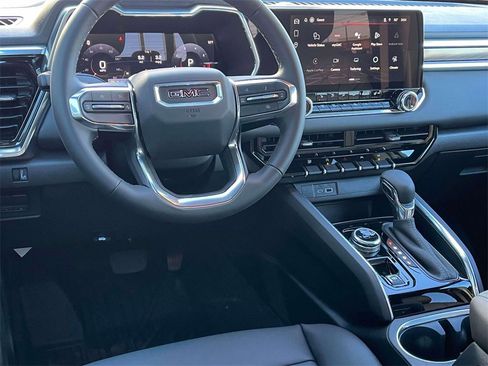 New 2026 GMC Canyon Elevation w/ Convenience Package image 13