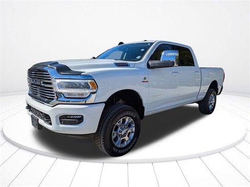 Used 2024 RAM 2500 Laramie image 8