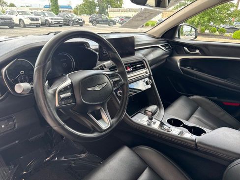 Used 2025 Genesis G70 2.5T AWD/4WD image 10