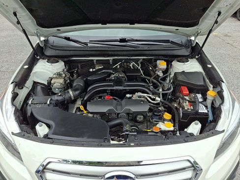 Used 2016 Subaru Outback 2.5i Limited AWD/4WD image 29