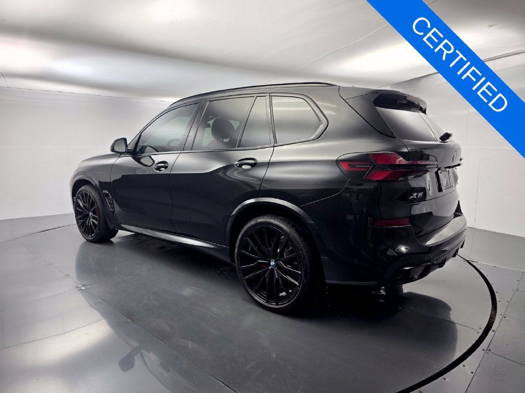 Certified 2025 BMW X5 sDrive40i w/ M Sport Package RWD image 6