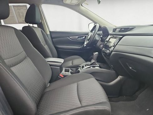 Used 2019 Nissan Rogue SV w/ Sun & Sound Touring Package AWD/4WD image 15