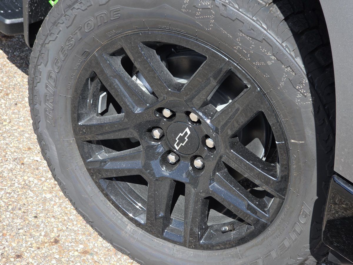 New 2026 Chevrolet Silverado 1500 LT Trail Boss w/ Protection Package AWD/4WD image 14