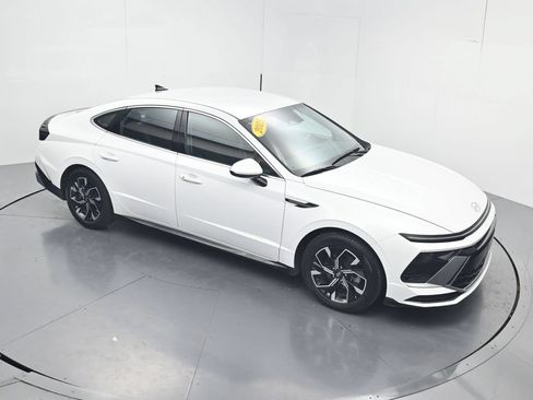 Used 2025 Hyundai Sonata SEL FWD image 41
