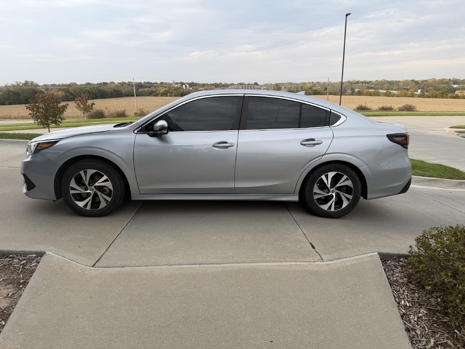 Used 2021 Subaru Legacy Premium AWD/4WD image 12