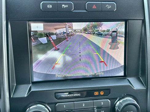 Certified 2022 Ford F250 XLT w/ Black Appearance Package AWD/4WD image 17