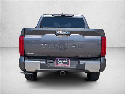 Used 2025 Toyota Tundra Limited AWD/4WD image 7