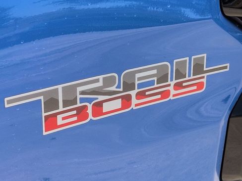 New 2026 Chevrolet Colorado Trail Boss AWD/4WD image 7