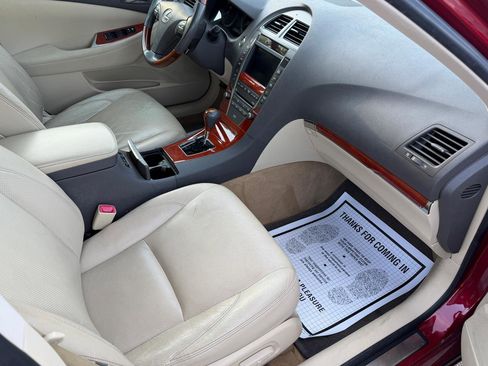 Used 2010 Lexus ES 350 FWD image 10