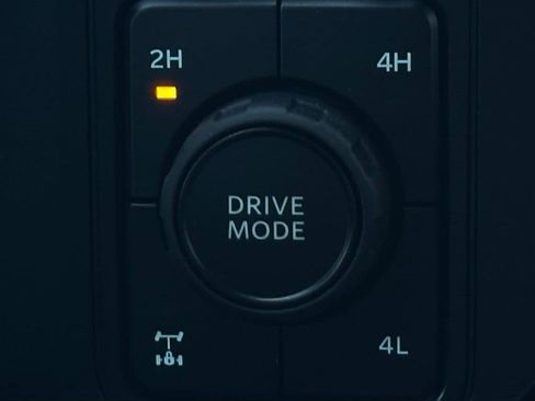 New 2026 Ford F350 Platinum w/ FX4 Off-Road Package image 43