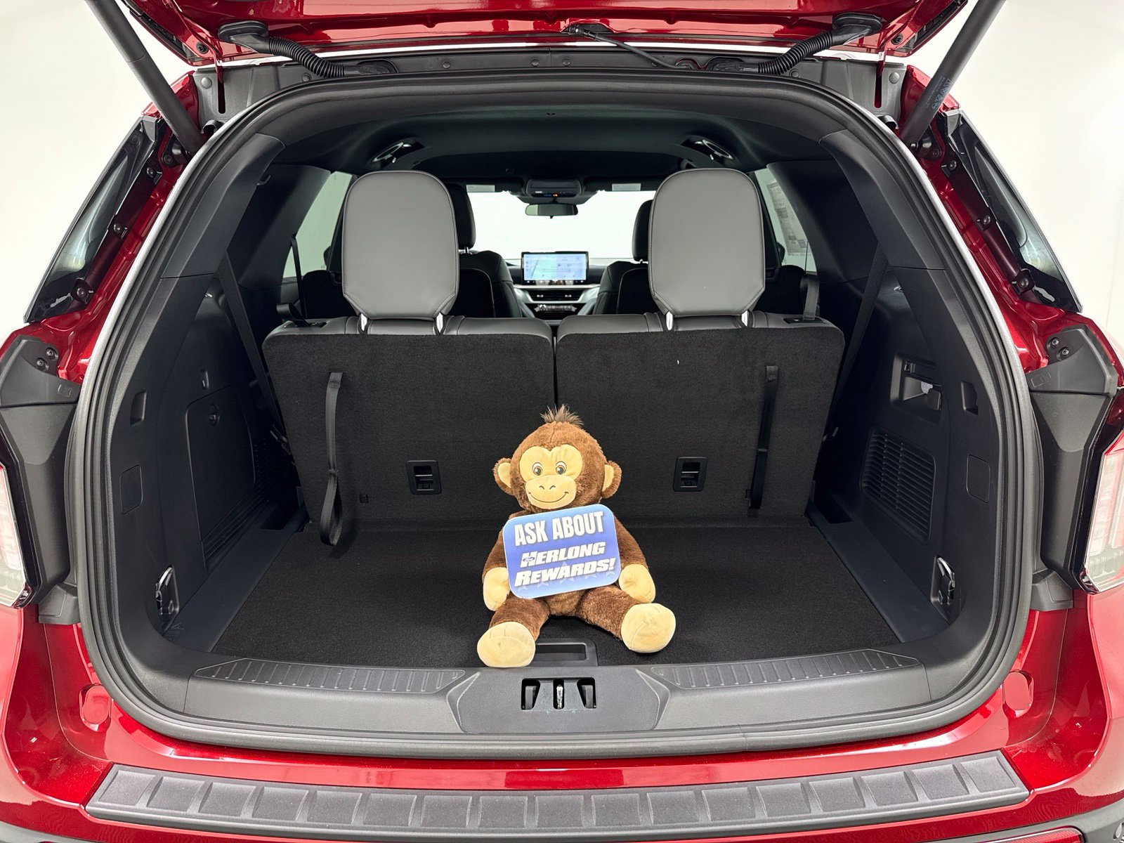 New 2027 Ford Explorer Active w/ Active Comfort Package RWD image 8
