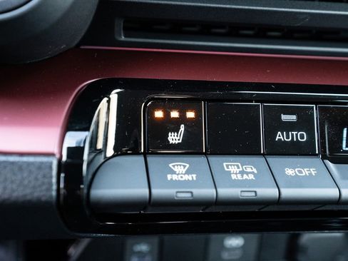 New 2026 Toyota Prius Plug-In Hybrid image 30