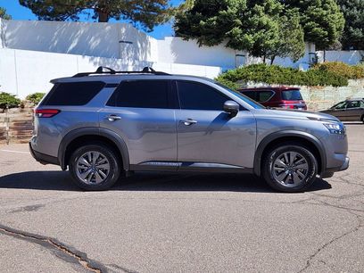 Used 2023 Nissan Pathfinder SV