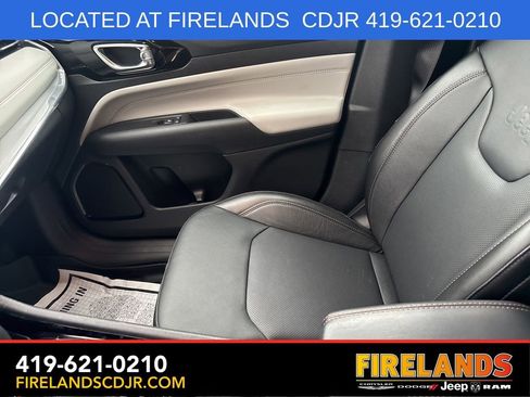 Used 2022 Jeep Compass Limited AWD/4WD image 16