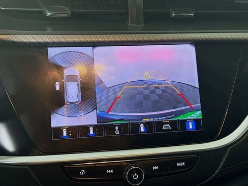 Used 2022 Buick Encore GX Essence w/ Advanced Technology Package image 19