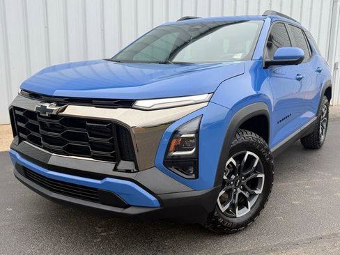 Used 2025 Chevrolet Equinox ACTIV w/ Safety and Technology Package FWD image 1