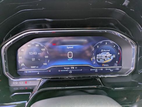 Used 2025 Chevrolet Silverado 2500 LTZ w/ LTZ Convenience Package image 28