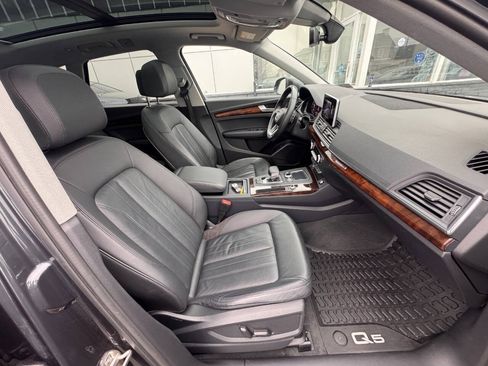 Used 2018 Audi Q5 2.0T Premium Plus w/ Premium Plus Package AWD/4WD image 15