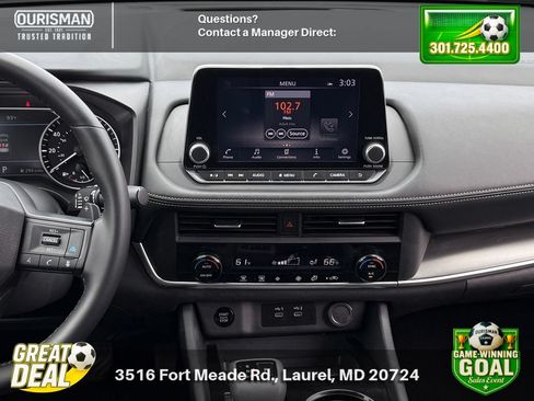 Used 2025 Nissan Rogue SV FWD image 18