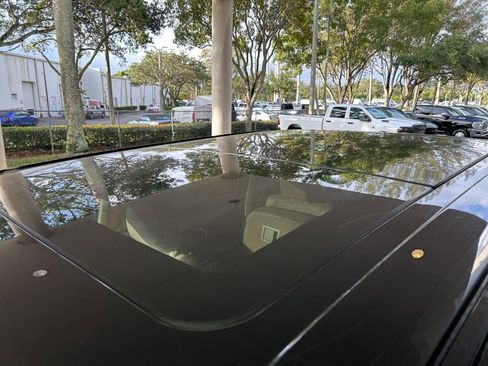 Used 2016 Ford F150 Lariat w/ Equipment Group 502A Luxury image 20