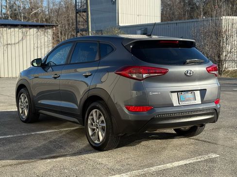 Used 2017 Hyundai Tucson SE image 7
