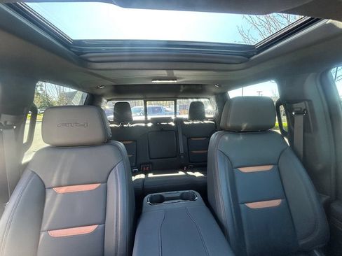 Used 2025 GMC Sierra 1500 AT4 w/ AT4 Premium Package AWD/4WD image 27