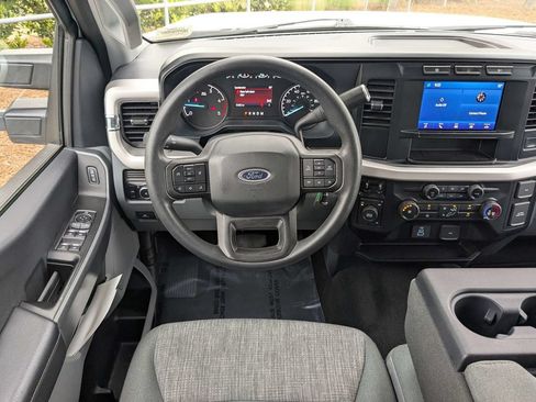 Used 2024 Ford F250 XLT AWD/4WD image 18