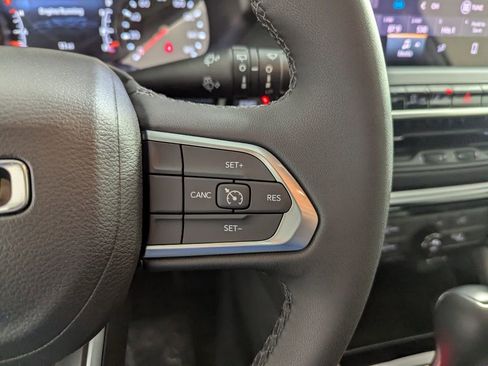 New 2026 Jeep Compass Latitude image 20