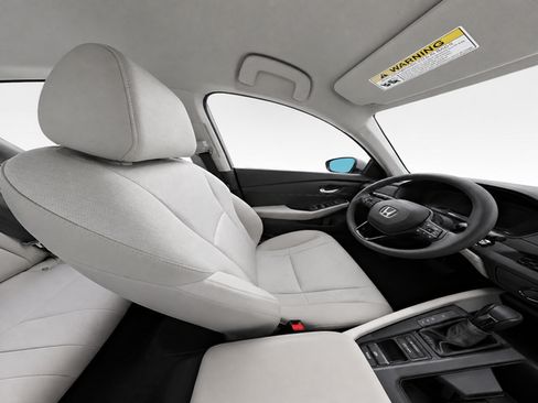 Used 2023 Honda Accord LX image 9