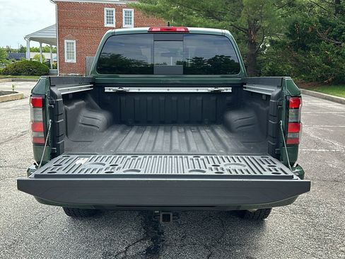Used 2024 Nissan Frontier PRO-4X w/ Pro Convenience Package AWD/4WD image 7