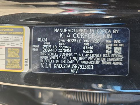 Used 2024 Kia Soul LX w/ Option Group 015 FWD image 38