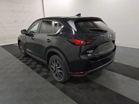 Used 2018 MAZDA CX-5 Touring w/ Preferred Equipment Package AWD/4WD image 4
