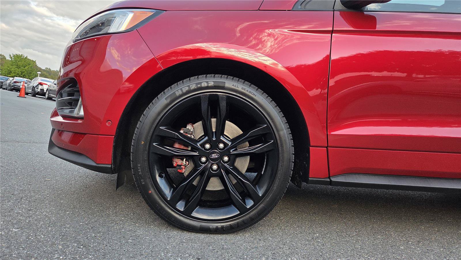 Used 2020 Ford Edge ST w/ Equipment Group 401A AWD/4WD image 11